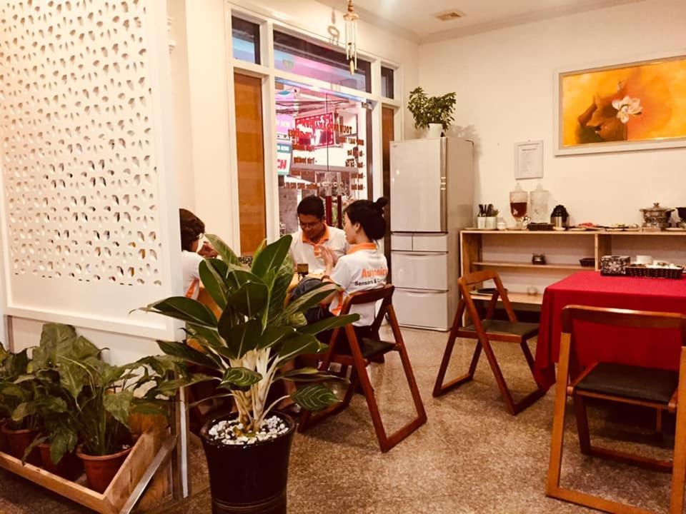 ロイヤル ホテル ハノイ市 エクステリア 写真